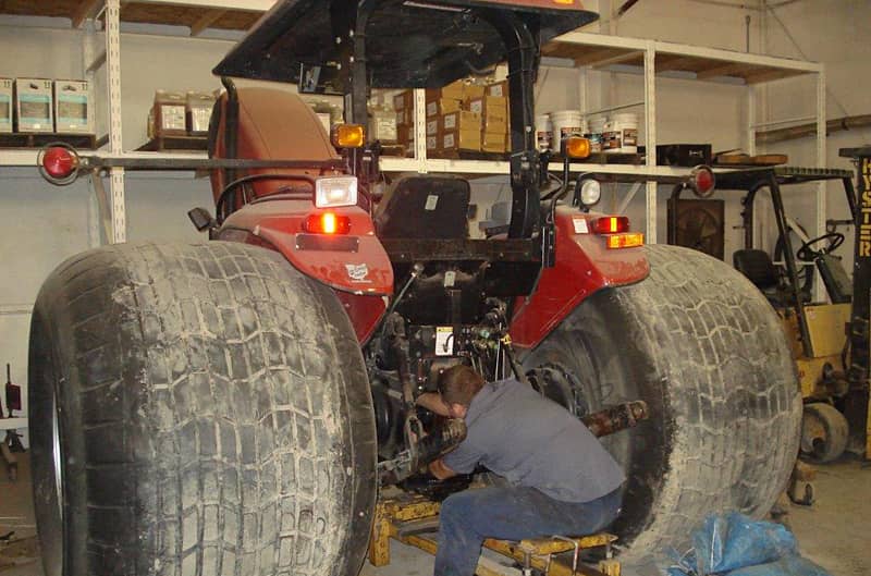 Farm Equipment Maintenance & Repair | Lavy Enterprises Farm Equipment Maintenance & Repair | Lavy Enterprises