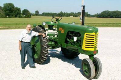 Antique Tractor Restoration | Lavy Enterprises