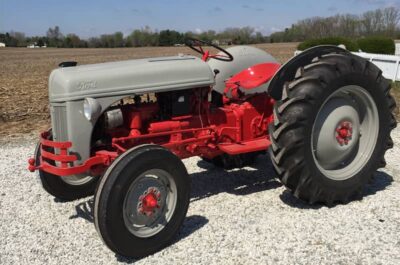 Antique Tractor Restoration | Lavy Enterprises
